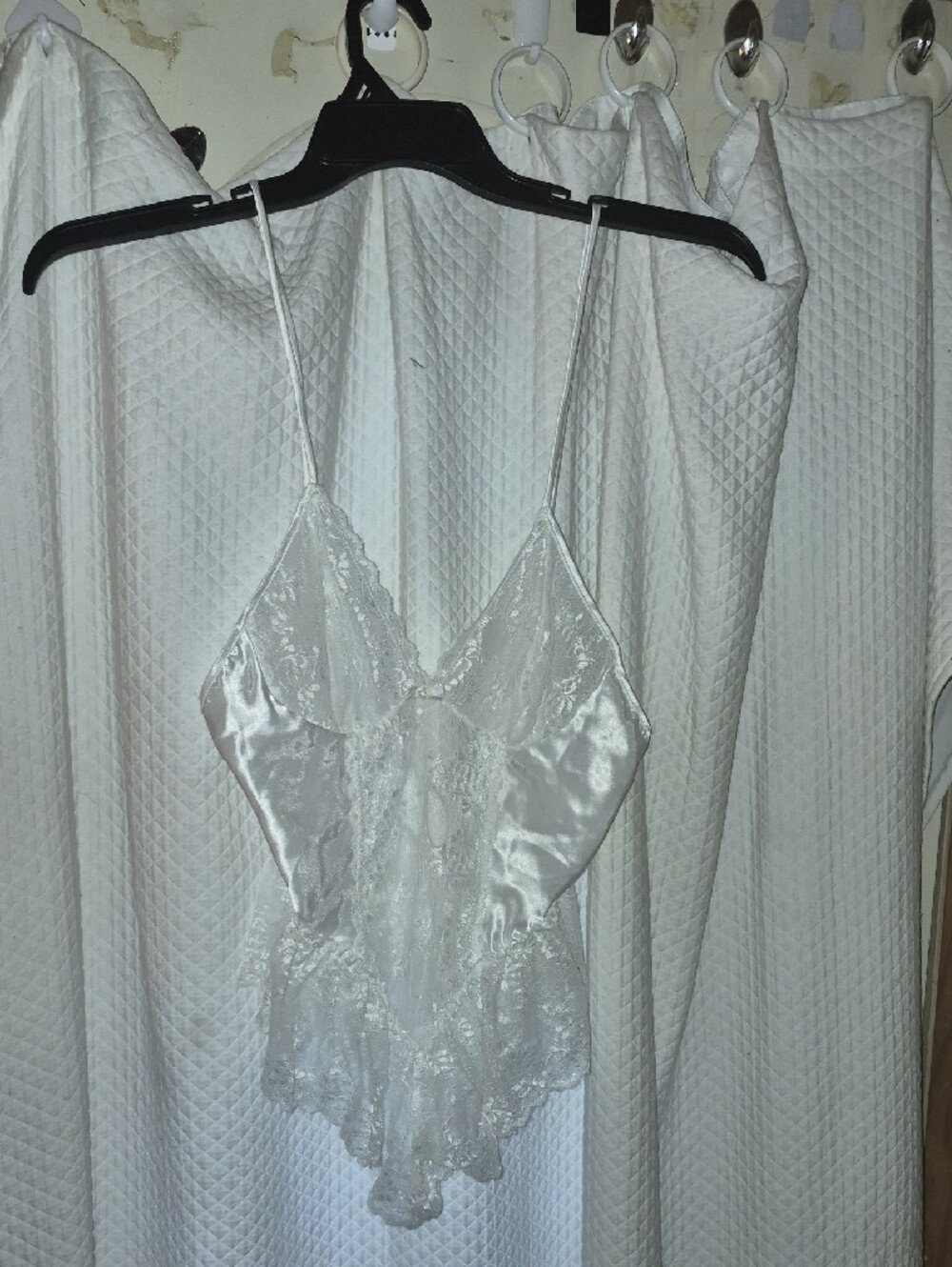 Vandemere Vintage White Satin & Lace Teddy Bodysuit Size SM (EUC)